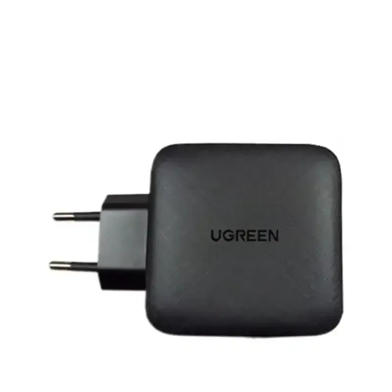 شارژ 4 پورت ugreen با  توان 65 w